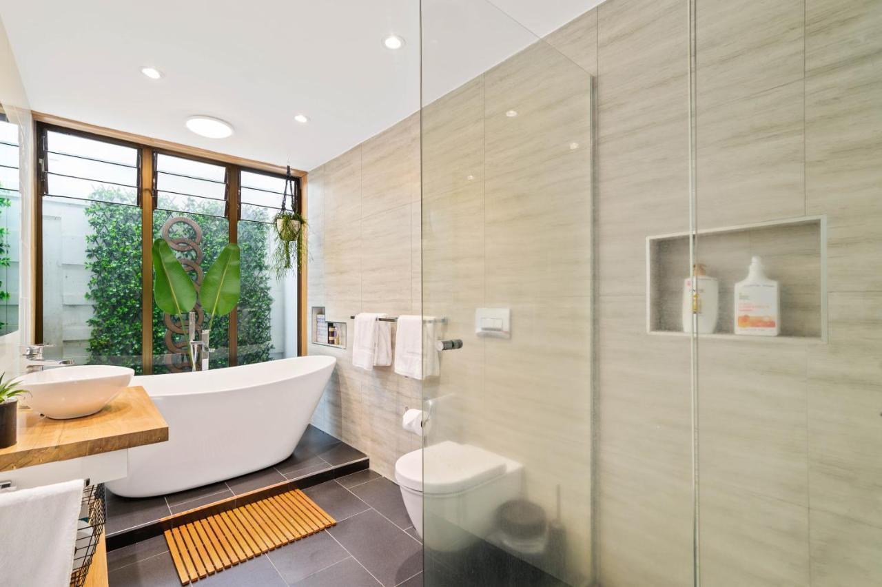 The Bird House - Kawaha Point, Rotorua. Stylish Six Bedroom Home With Space, Views And Relaxed Atmosphere Екстер'єр фото