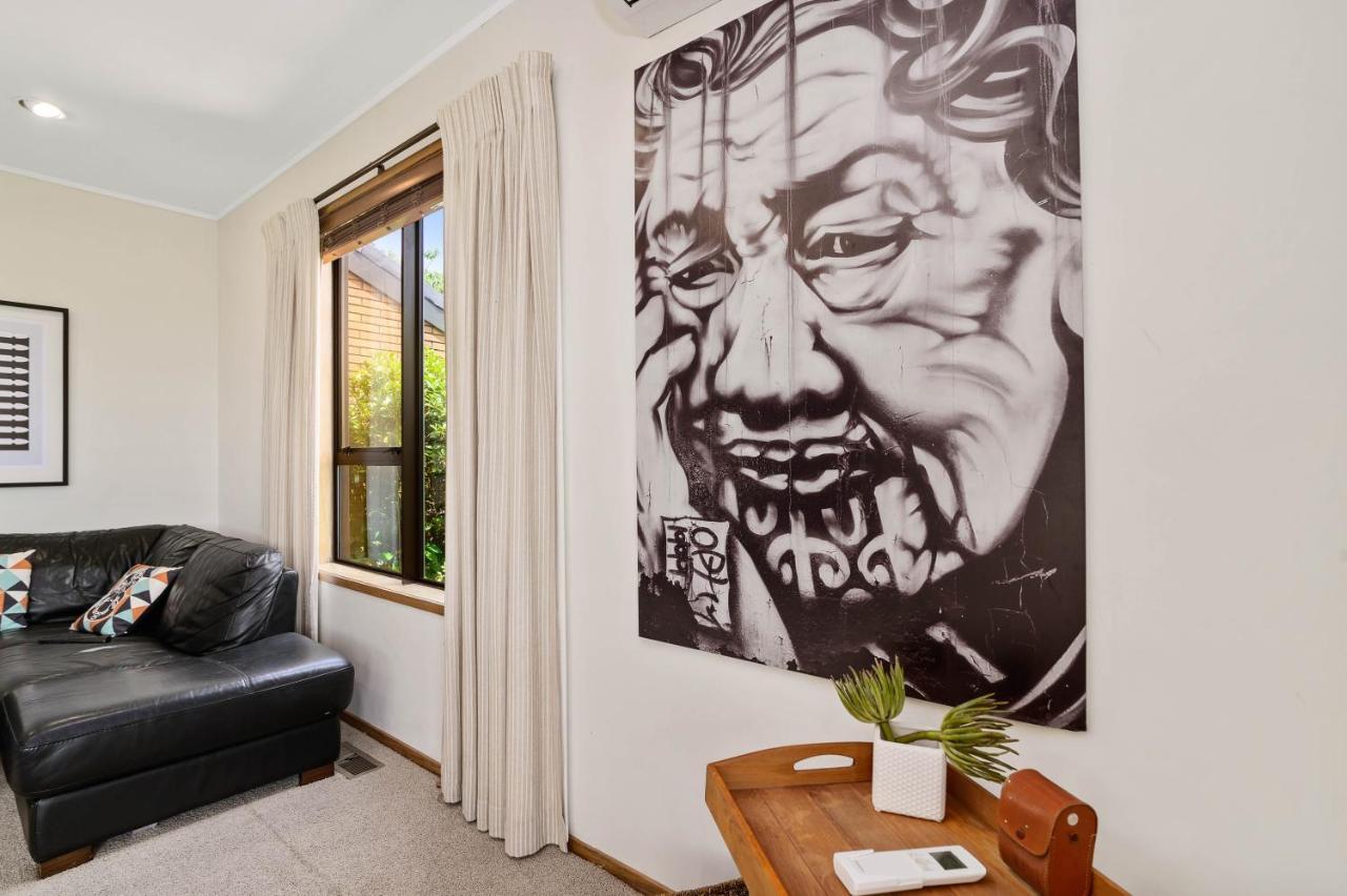 The Bird House - Kawaha Point, Rotorua. Stylish Six Bedroom Home With Space, Views And Relaxed Atmosphere Екстер'єр фото