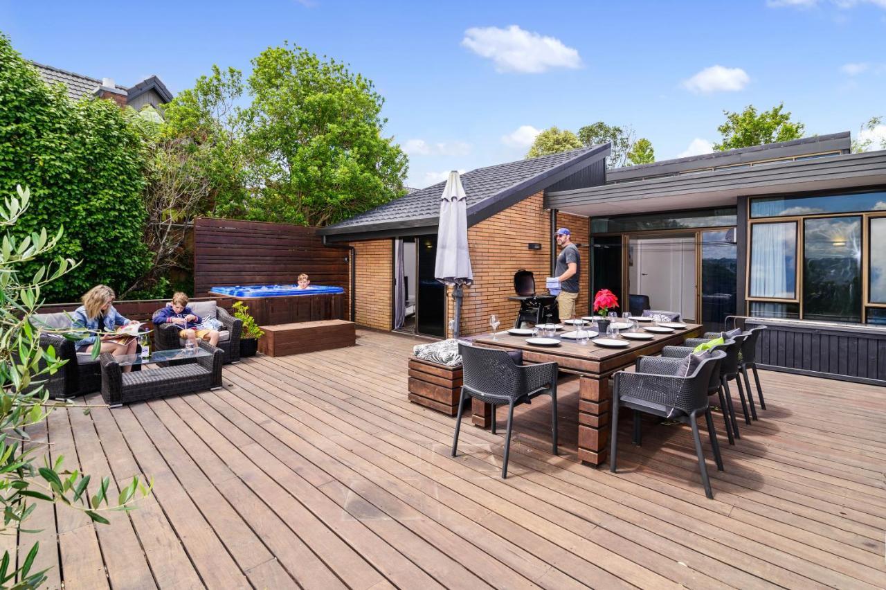 The Bird House - Kawaha Point, Rotorua. Stylish Six Bedroom Home With Space, Views And Relaxed Atmosphere Екстер'єр фото